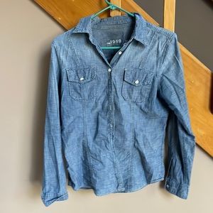 Gap denim top